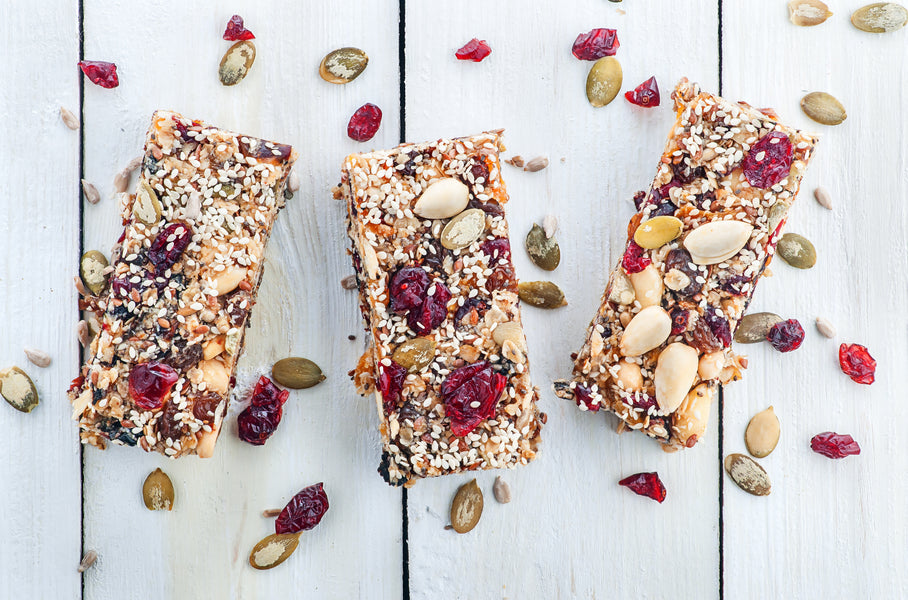 The Best of Both Worlds: Nutty & Fruity Snacks!